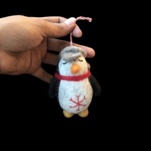 Penguin Hanging (Christmas)